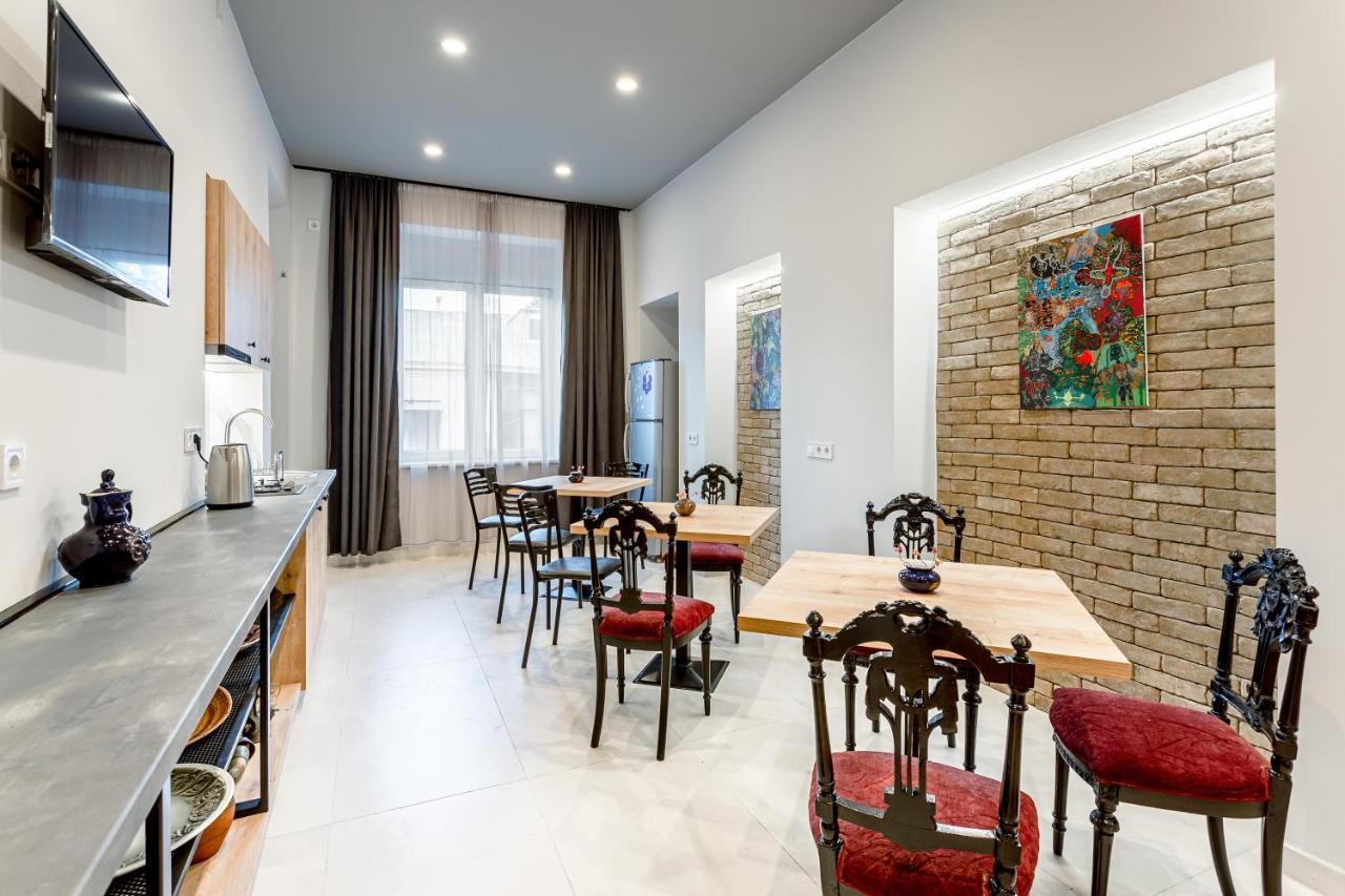 Cozy Room In Old Tbilisi, In Front Of Wine Factory Bagian luar foto