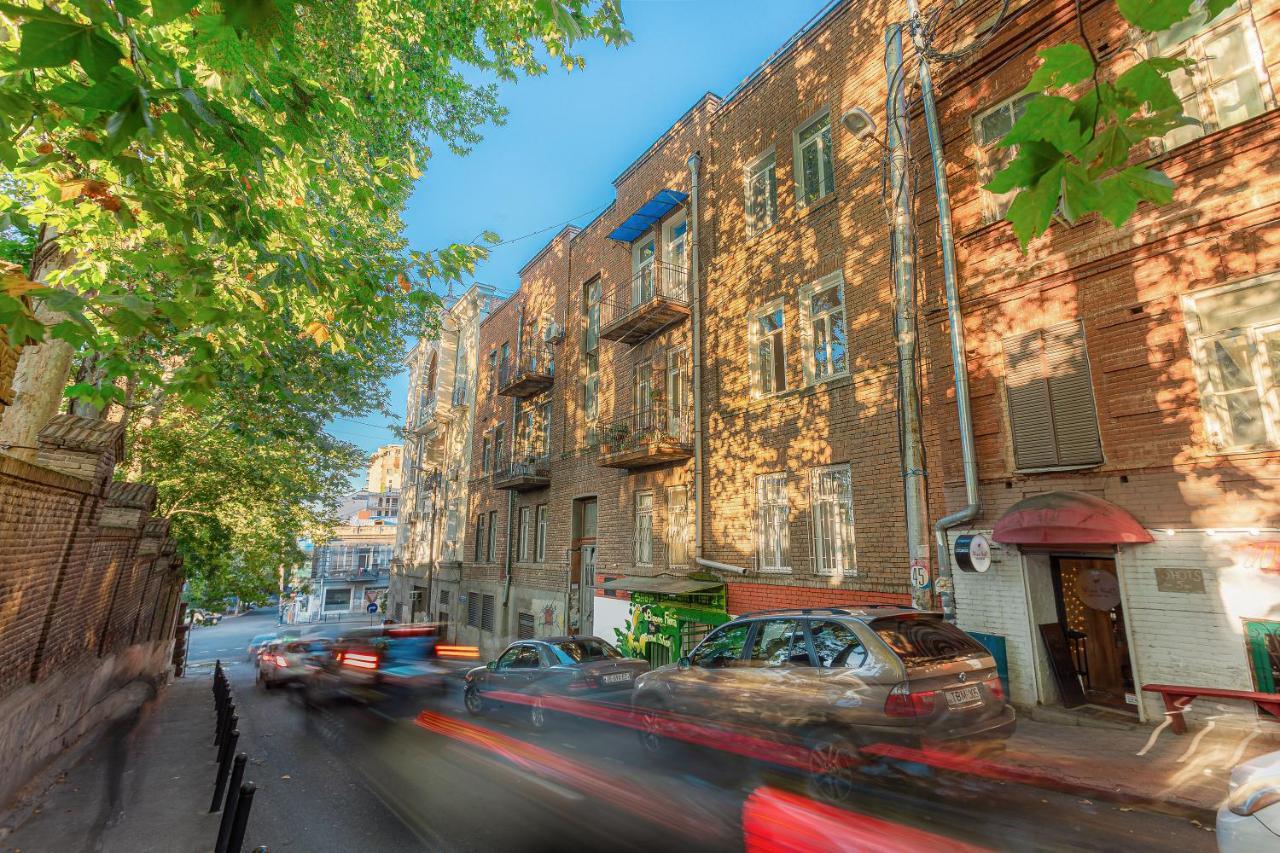 Cozy Room In Old Tbilisi, In Front Of Wine Factory Bagian luar foto